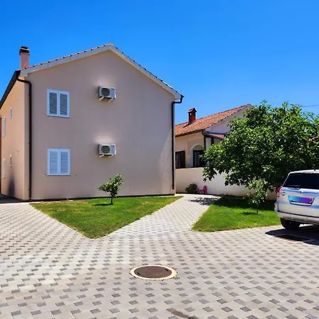 Kim Apartman