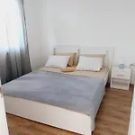 Apartment Kim Turanj